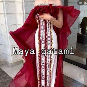 Henna thobe dress custom modern dress Palestinian Jordanian